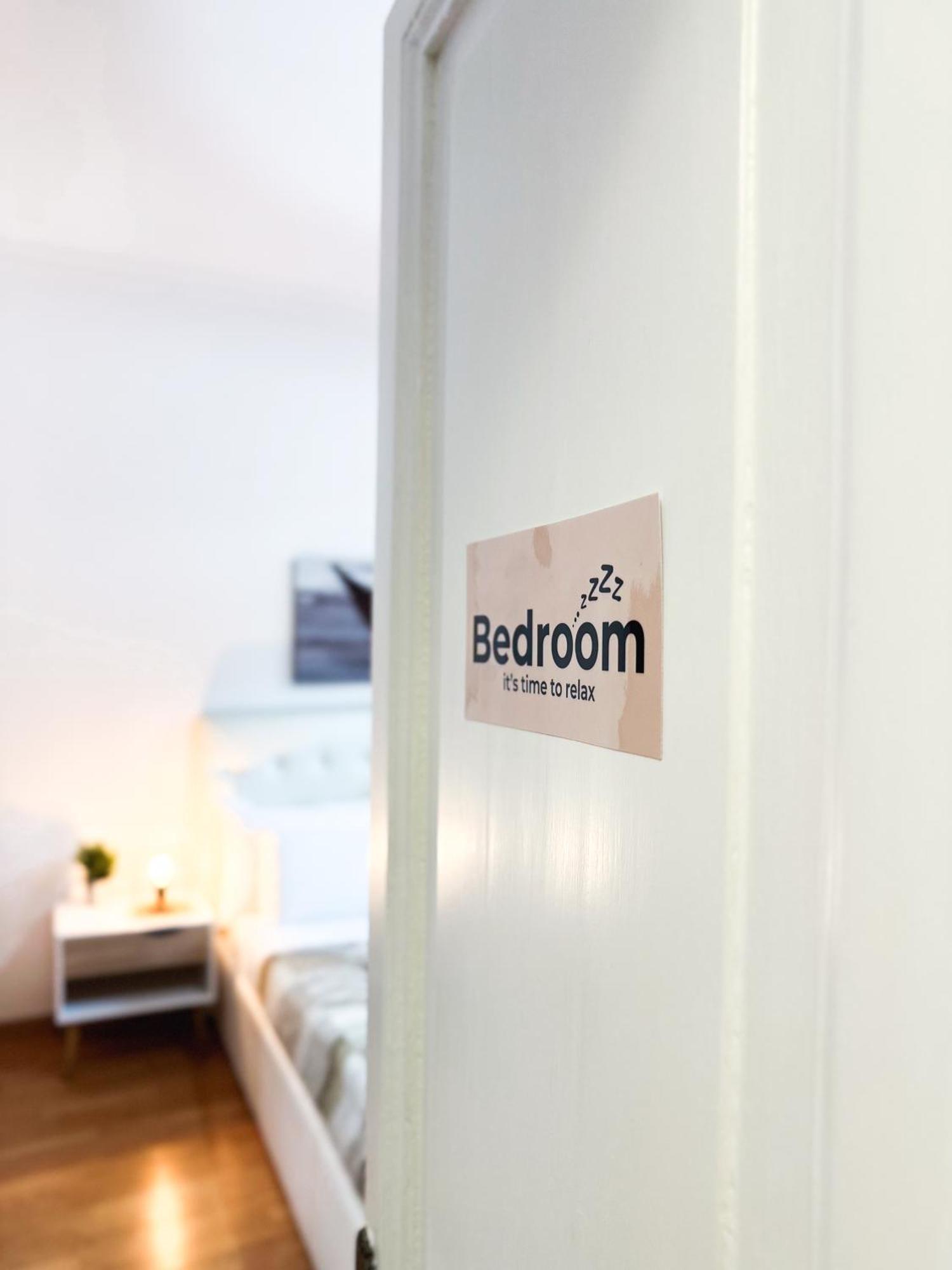 Apartment By The Colosseum - White Chic Flats Roma Exterior foto